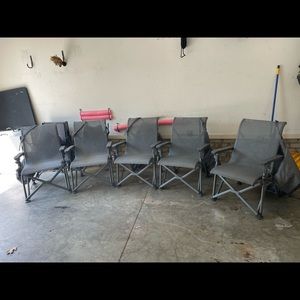 5 yeti trail head folding camping chairs. Great condition. Minor ember holes.